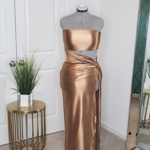 PrettyLittleThing Dresses & Skirts - PrettyLittleThing Women's Satin Dress, Bronze (Size 10)